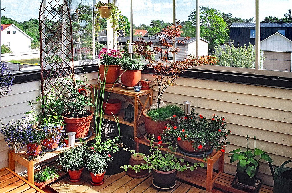 Balcony garden
